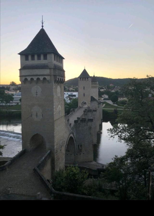 Beau Studio Renove Lumineux , Calme , Wifi Apartamento Cahors Exterior foto